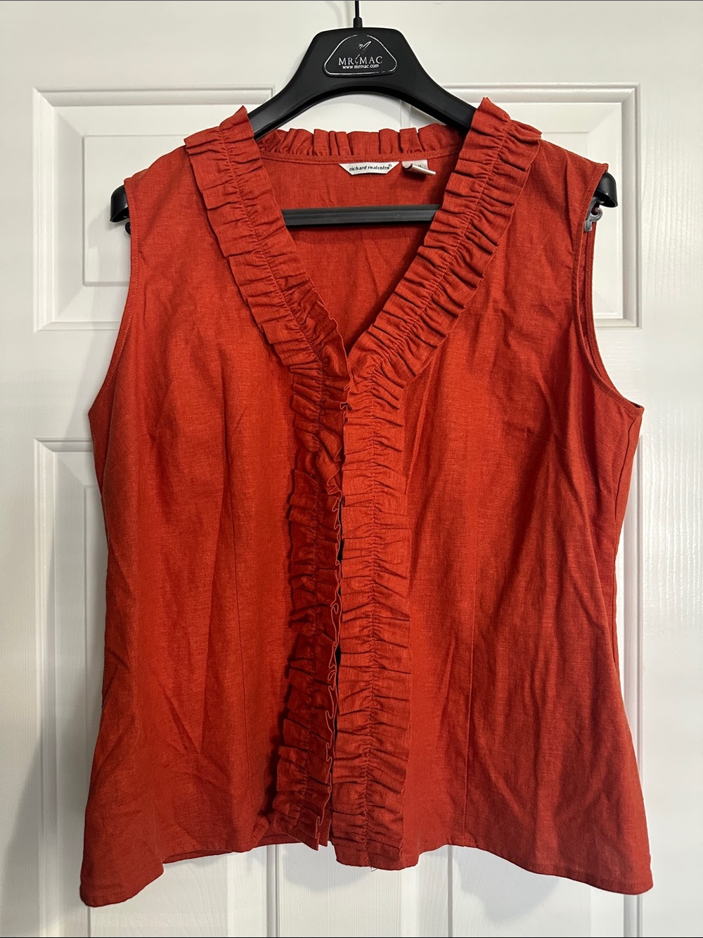 NWOT Richard Malcolm Rust Linen Blend Vest. XL cute!